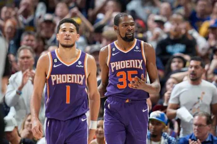 九游游戏中心下载太阳队季后赛出局，主帅宣布引咎辞职，一个起来作为其他资料.