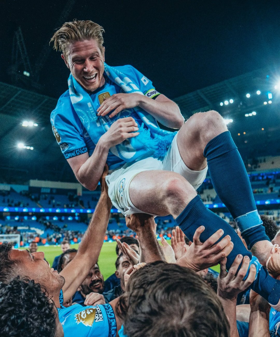 九游平台登录入口险胜引发热议！，德布劳内在DWG比赛中夺冠再创辉煌时刻的简单介绍